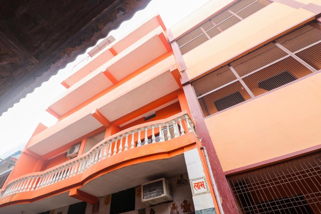 Oyo 7224 Krishna Prasad Hotel Csennai Kültér fotó